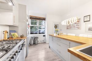 Photo 16- click for photo gallery